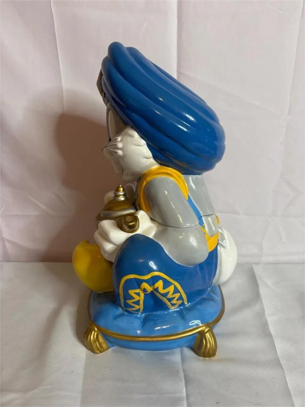 Vintage Warner Bros Bugs Bunny Genie Magic Lamp Cookie Jar Looney Tunes Ceramic